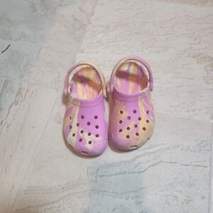 CROCS Kids Sandals in Pink and Orange